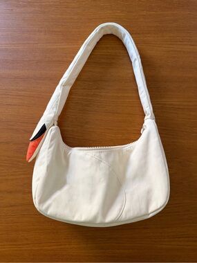 Baggu Swan purse NWOT
